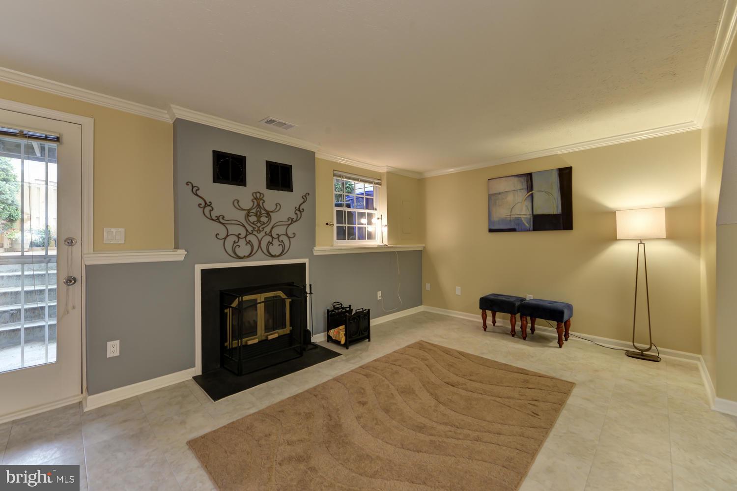 ALEXANDRIA - Residential