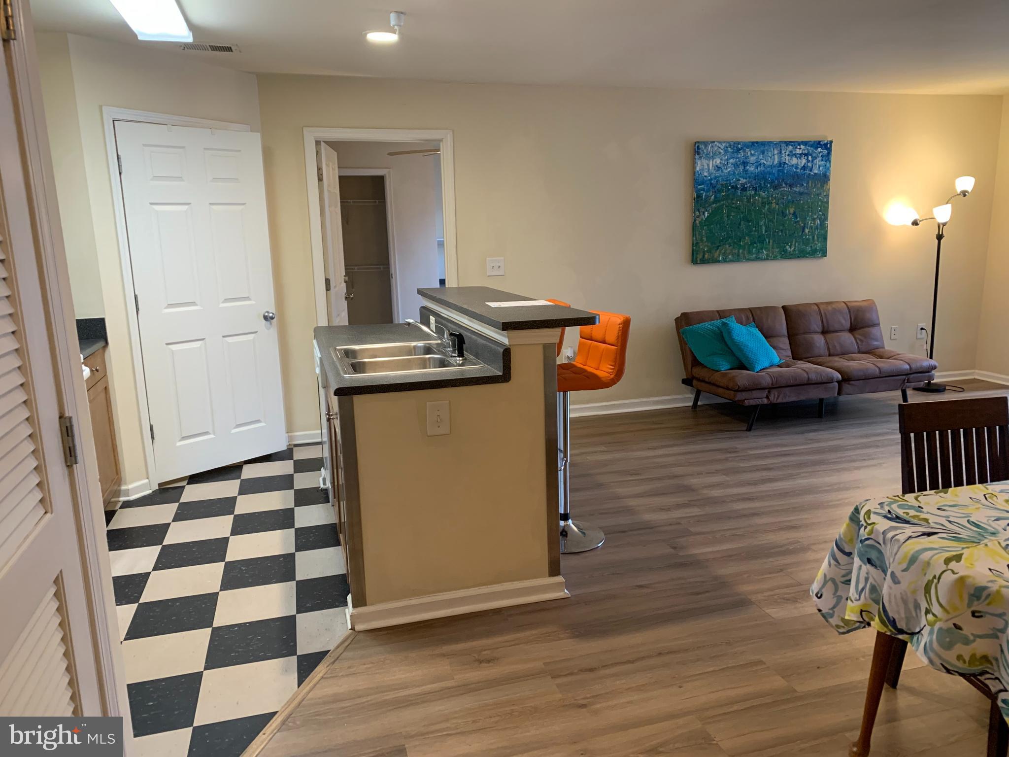 PARKSIDE AT EAGLE'S LANDING - Residential