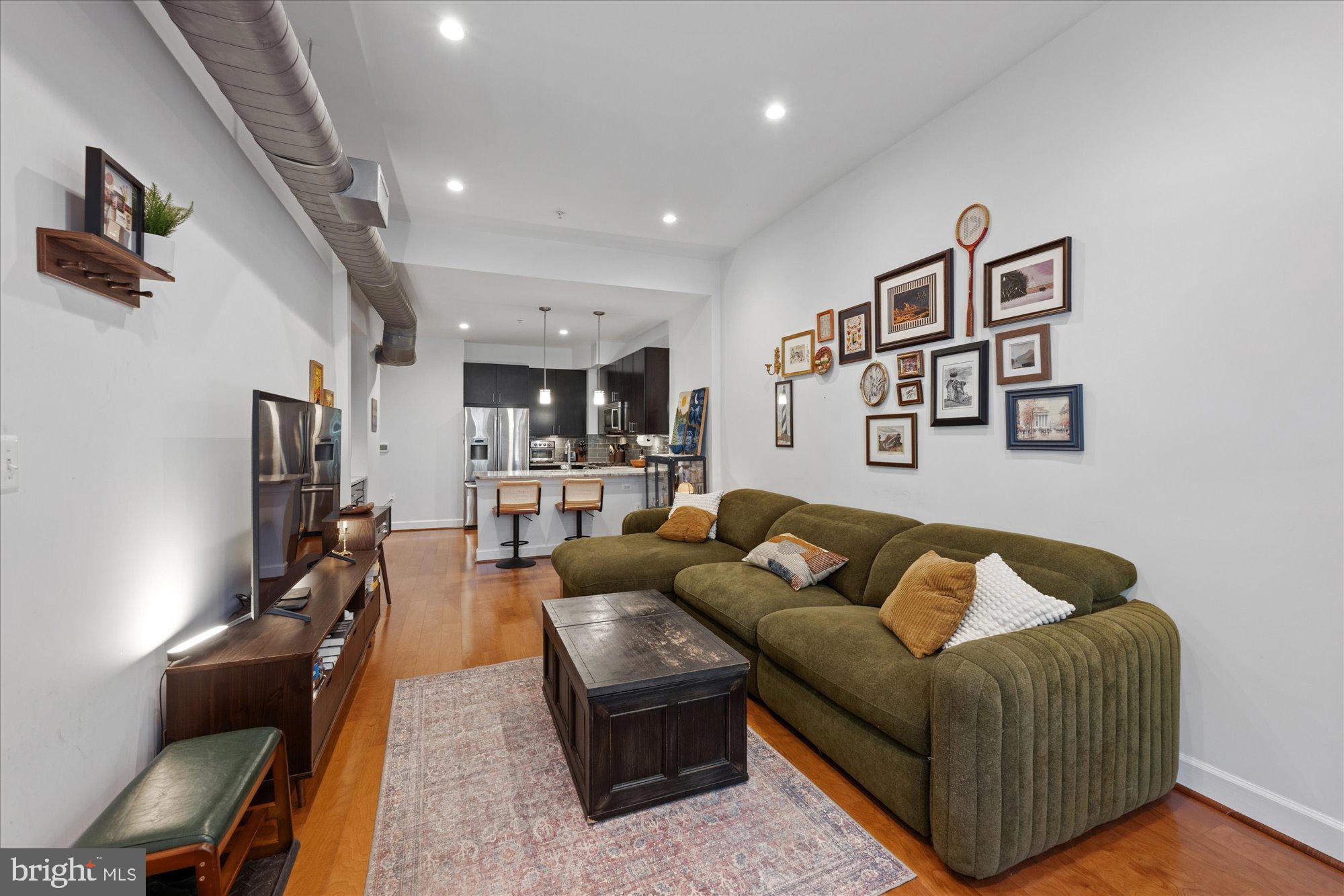 1508 R STREET NW 2