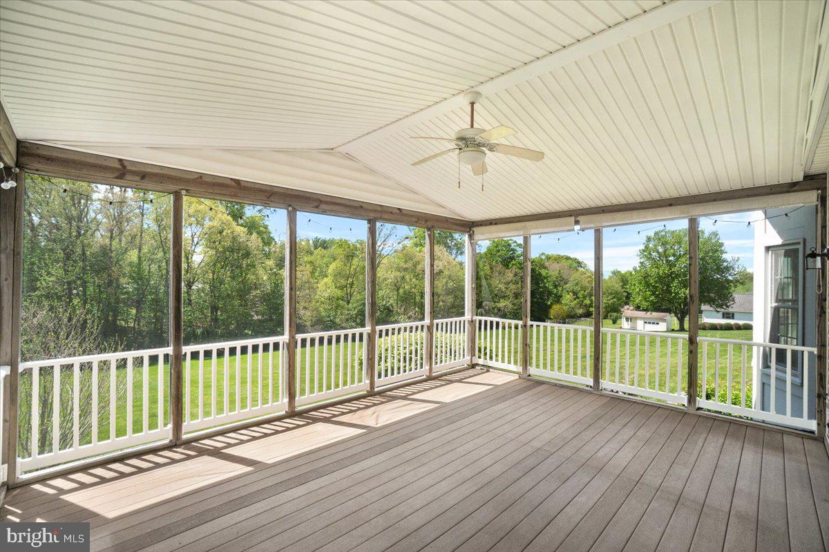 WEST OAK FIELDS - Residential