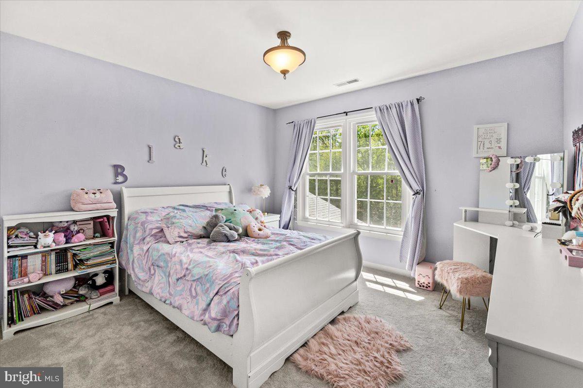 WEST OAK FIELDS - Residential