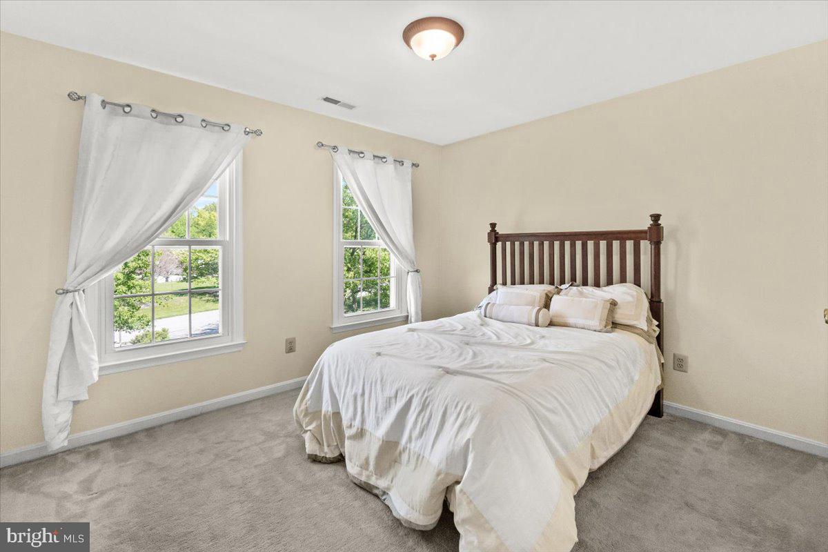 WEST OAK FIELDS - Residential