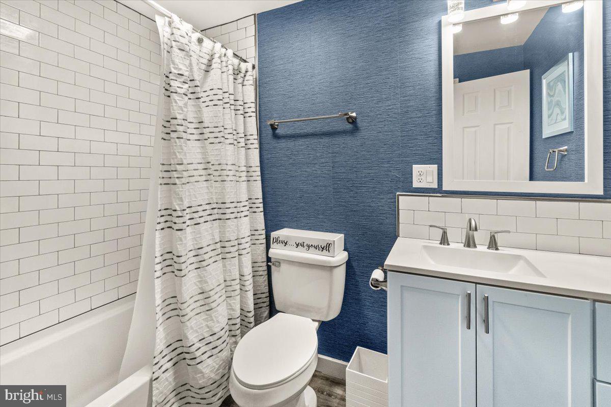 WEST OAK FIELDS - Residential