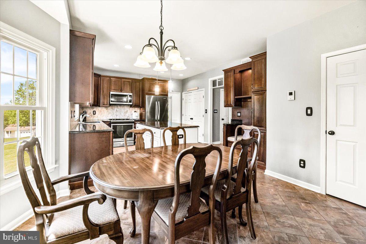 WEST OAK FIELDS - Residential