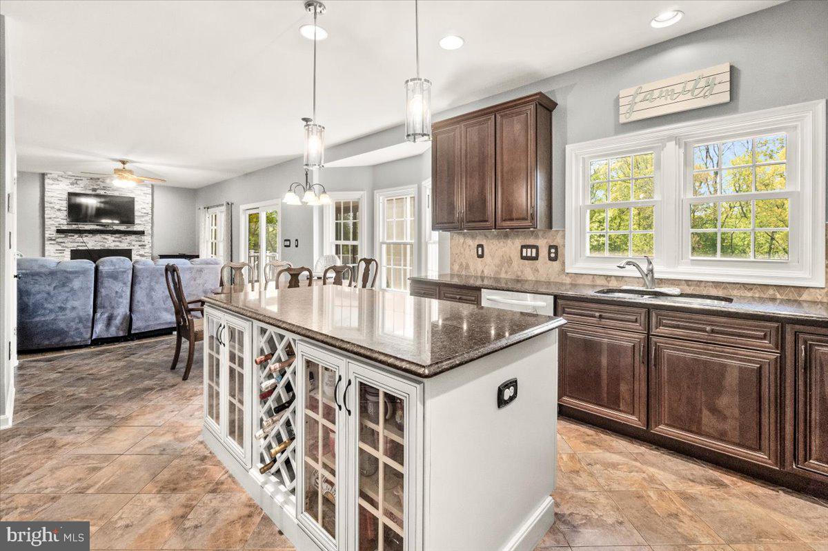 WEST OAK FIELDS - Residential