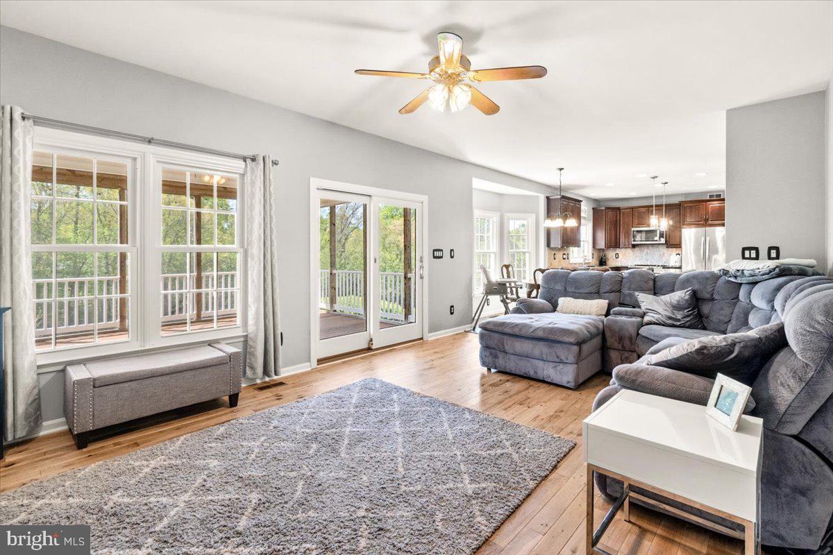 WEST OAK FIELDS - Residential