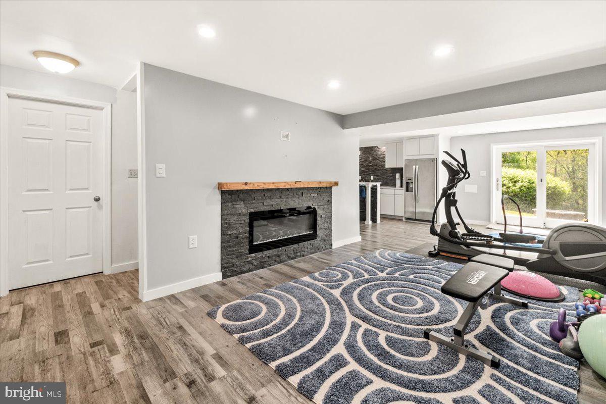 WEST OAK FIELDS - Residential