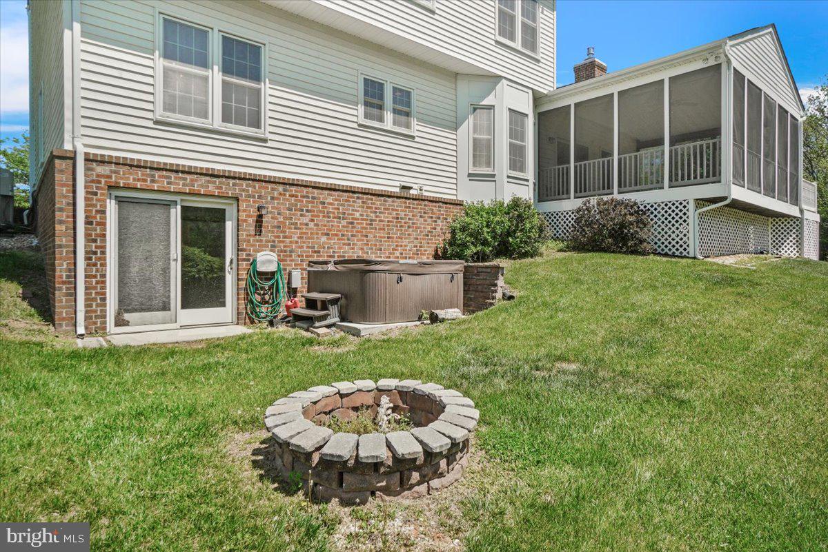 WEST OAK FIELDS - Residential