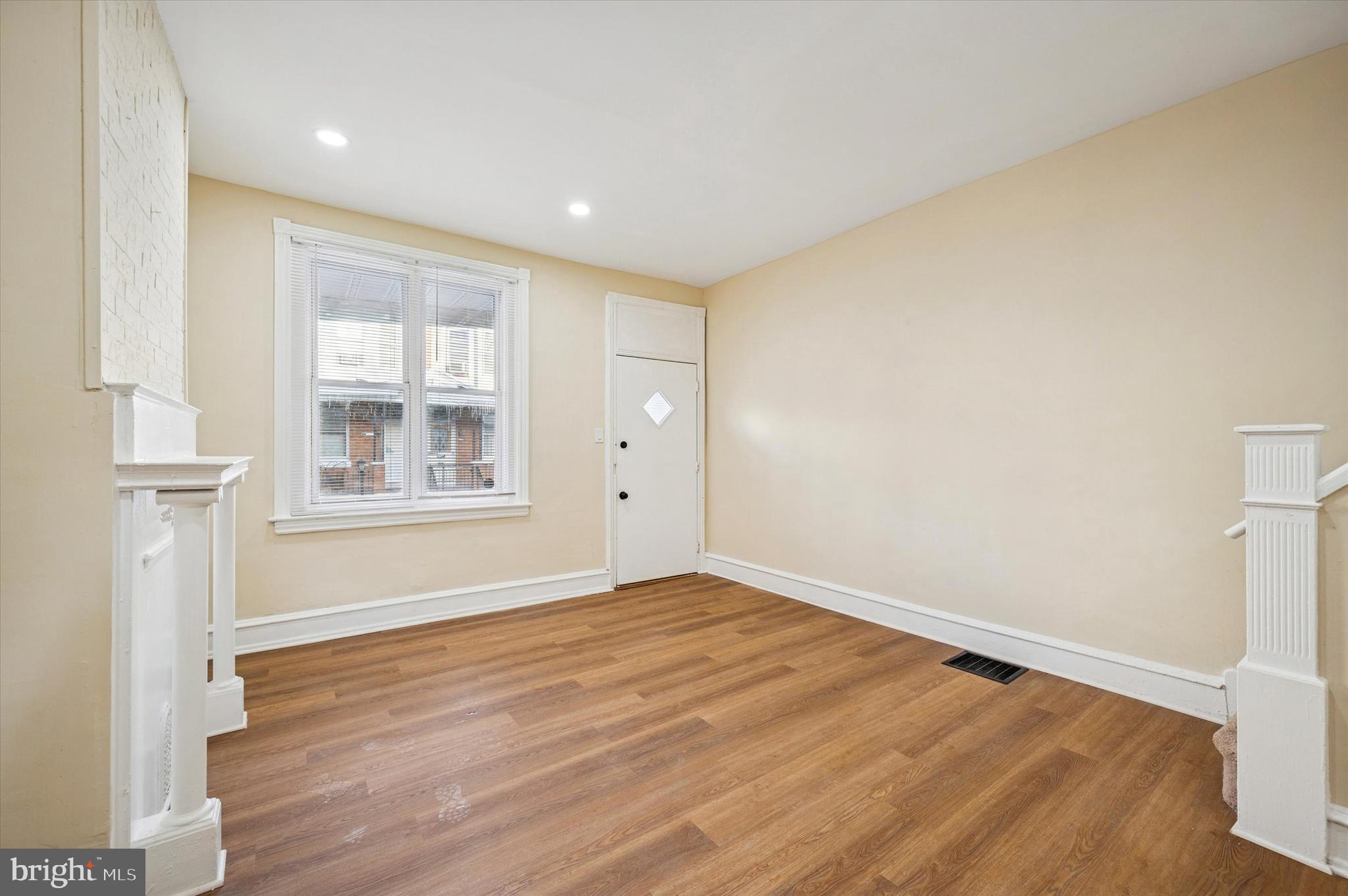 RICHMOND - Residential