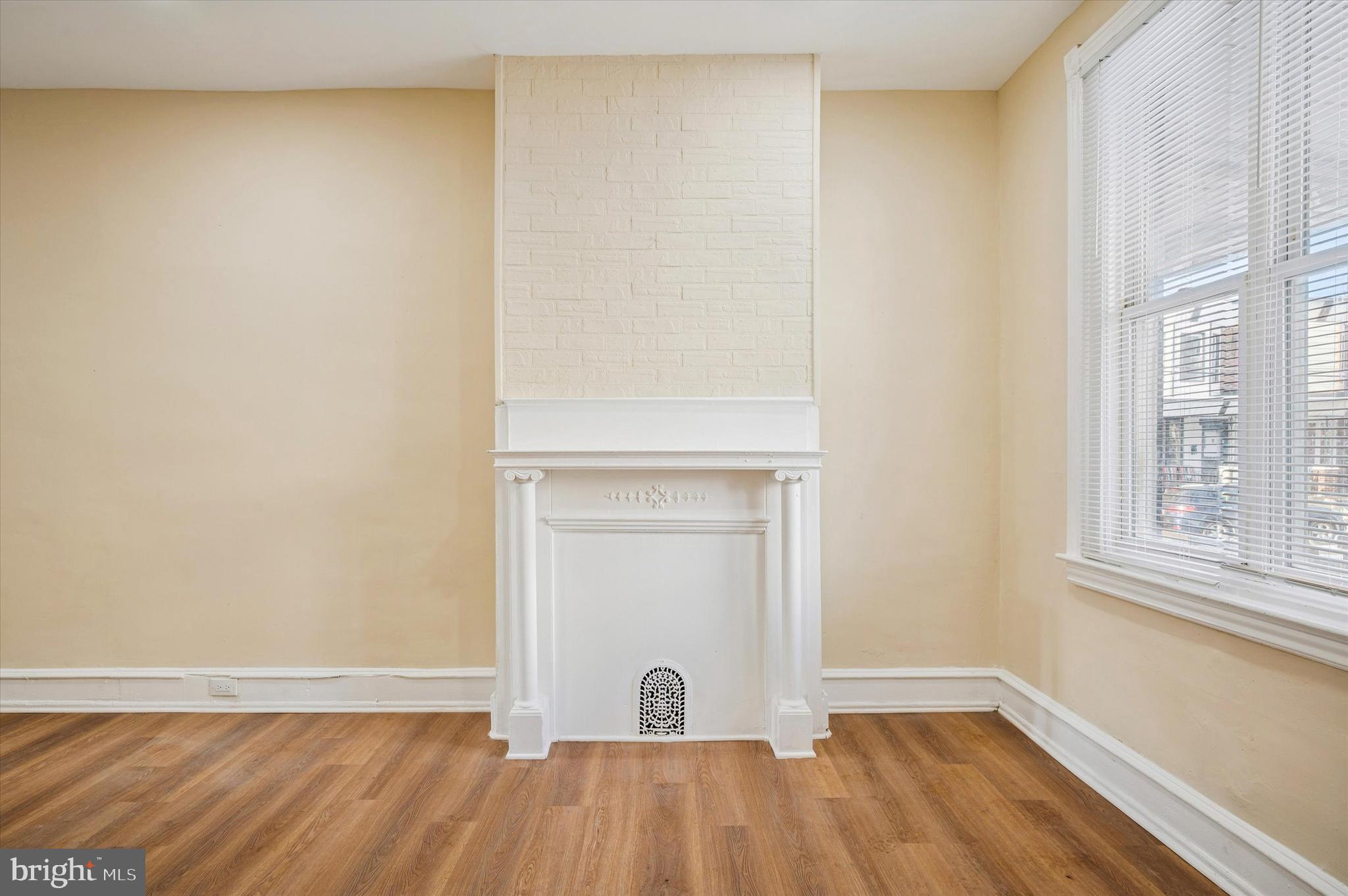 RICHMOND - Residential