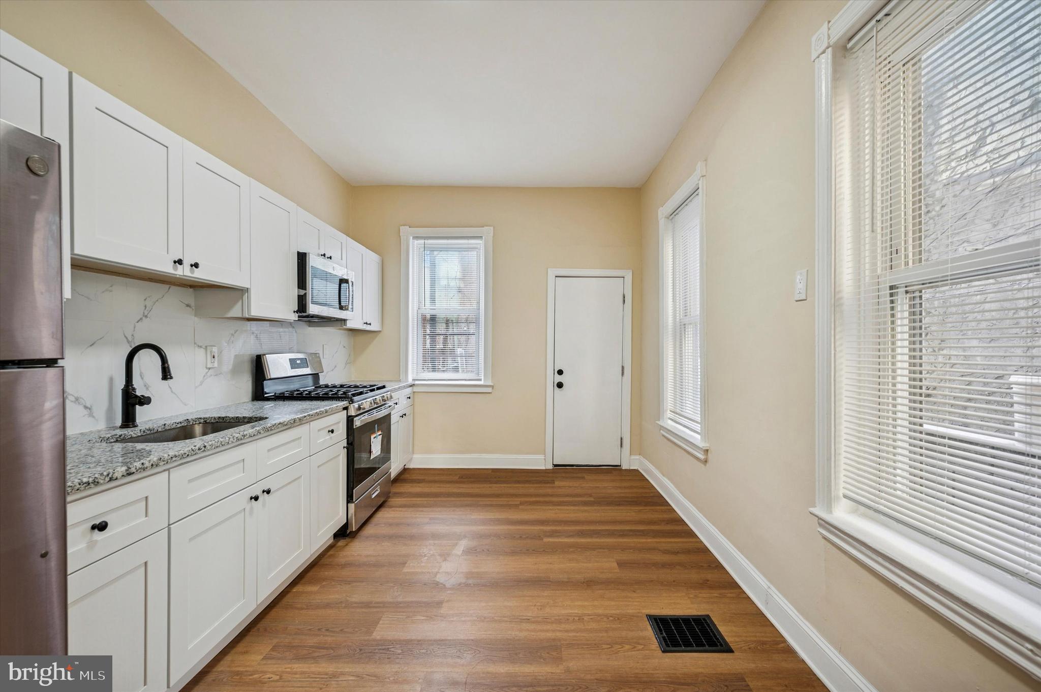 RICHMOND - Residential