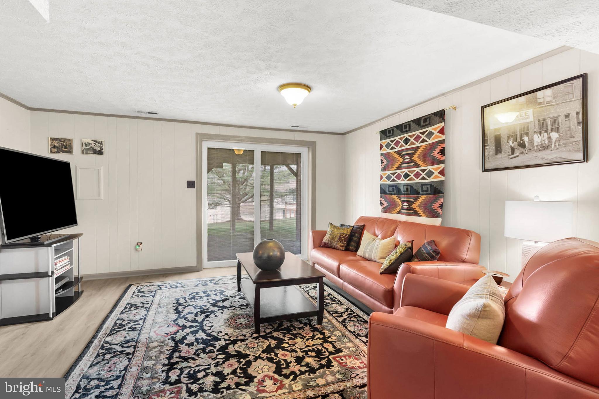 FAIRLAND FARMS - Residential