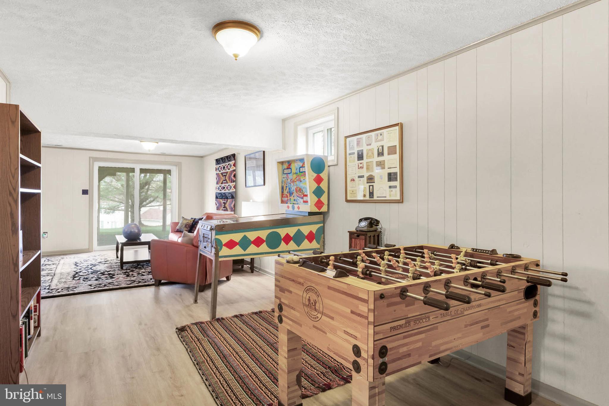 FAIRLAND FARMS - Residential