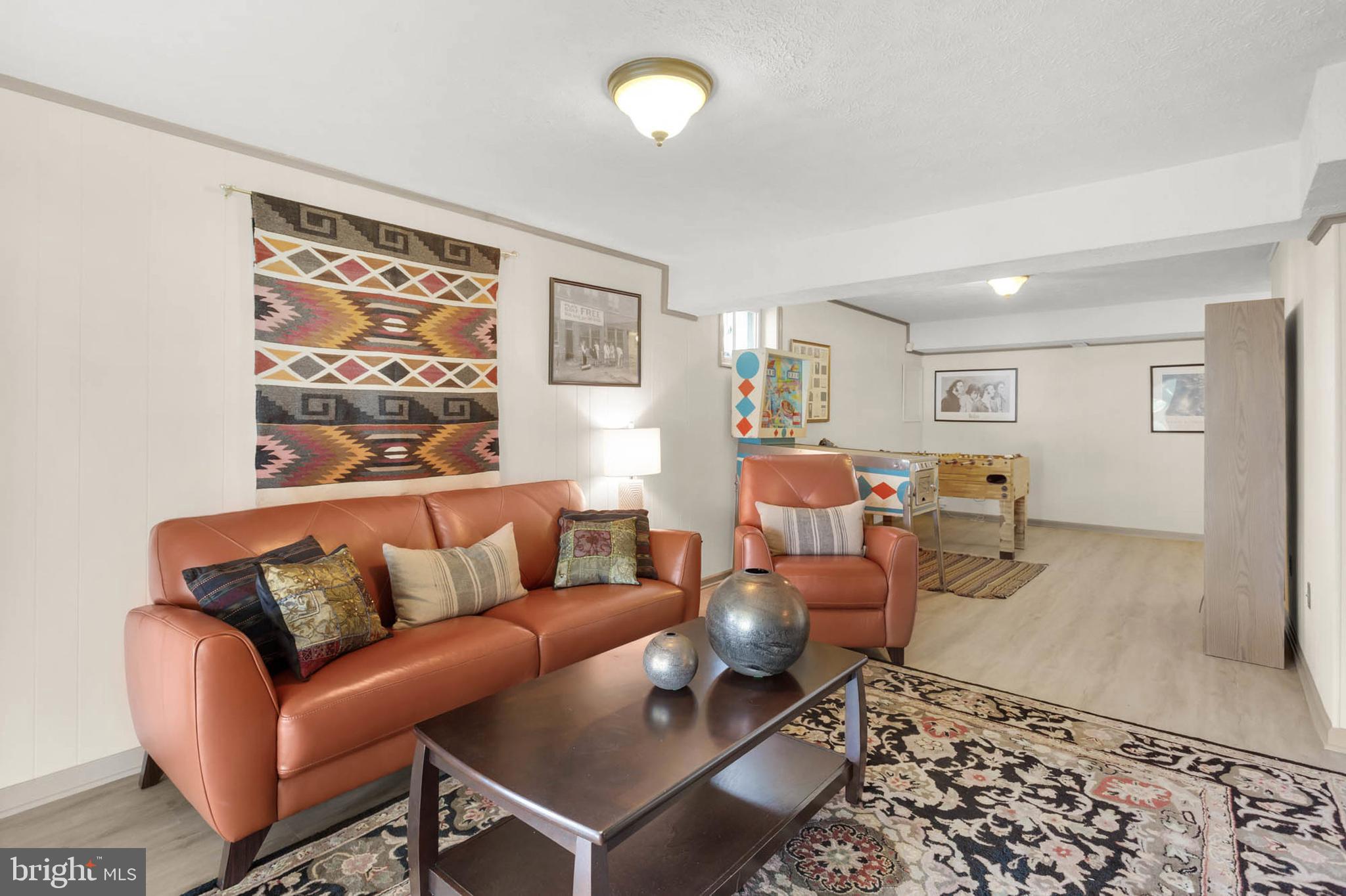 FAIRLAND FARMS - Residential