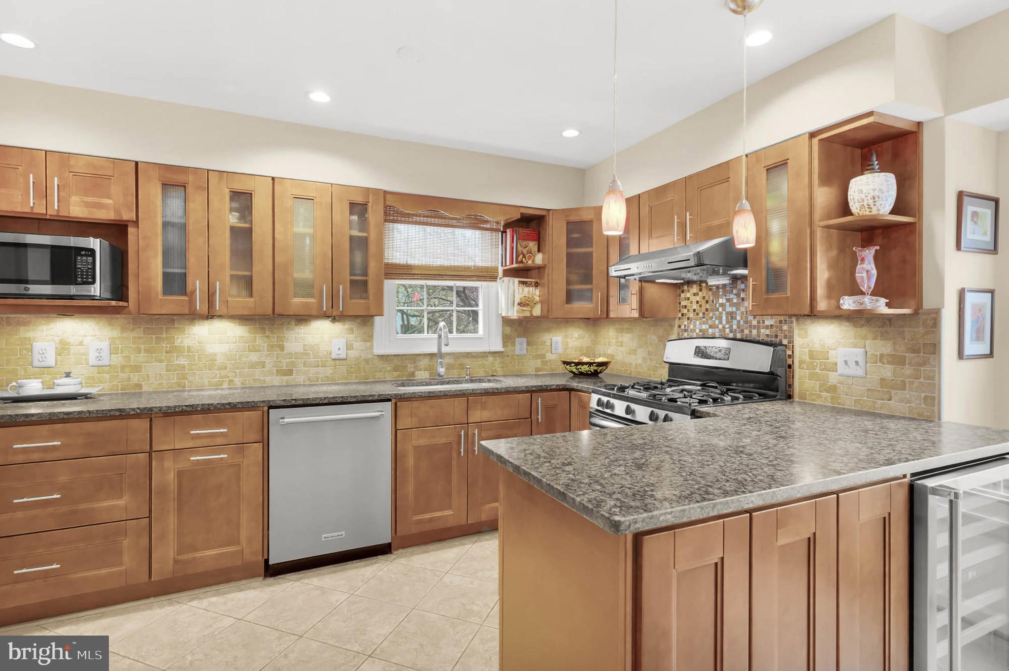 FAIRLAND FARMS - Residential