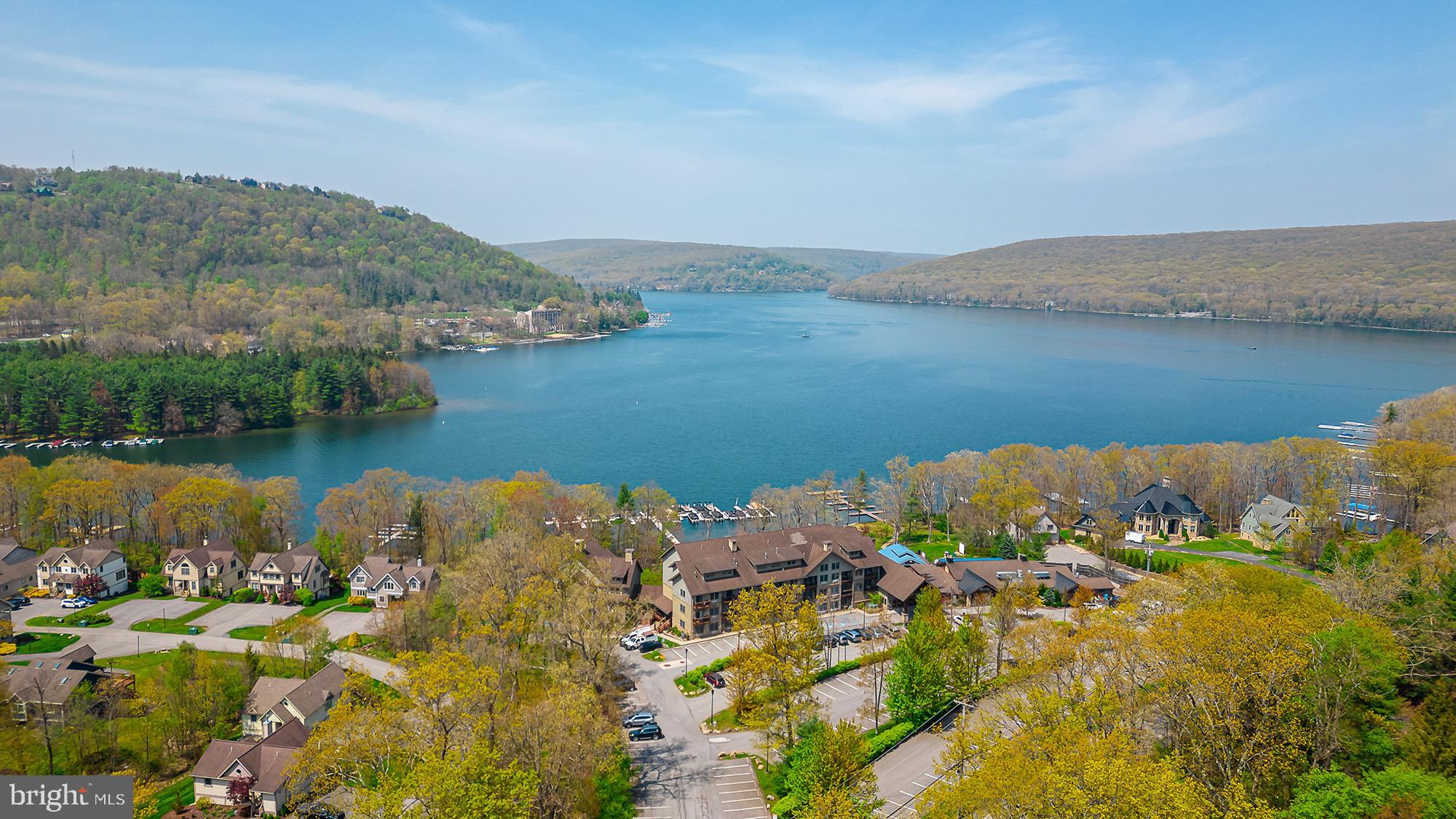 SILVER TREE SUITES - Residential