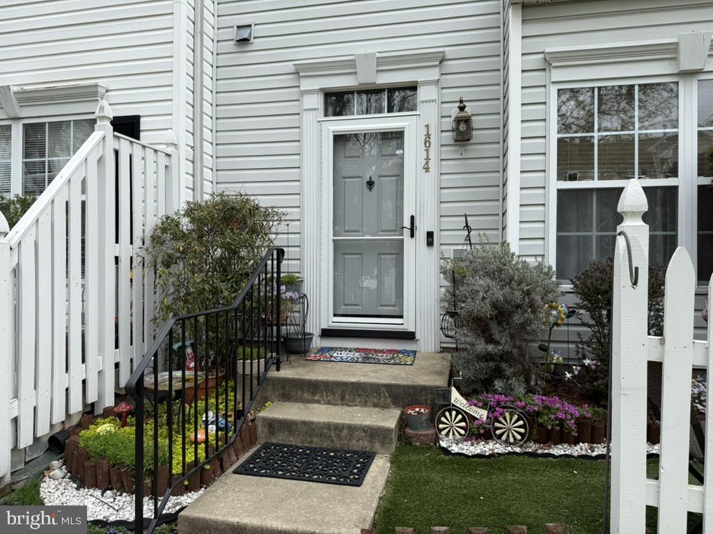 ASBURY WOODS - Residential