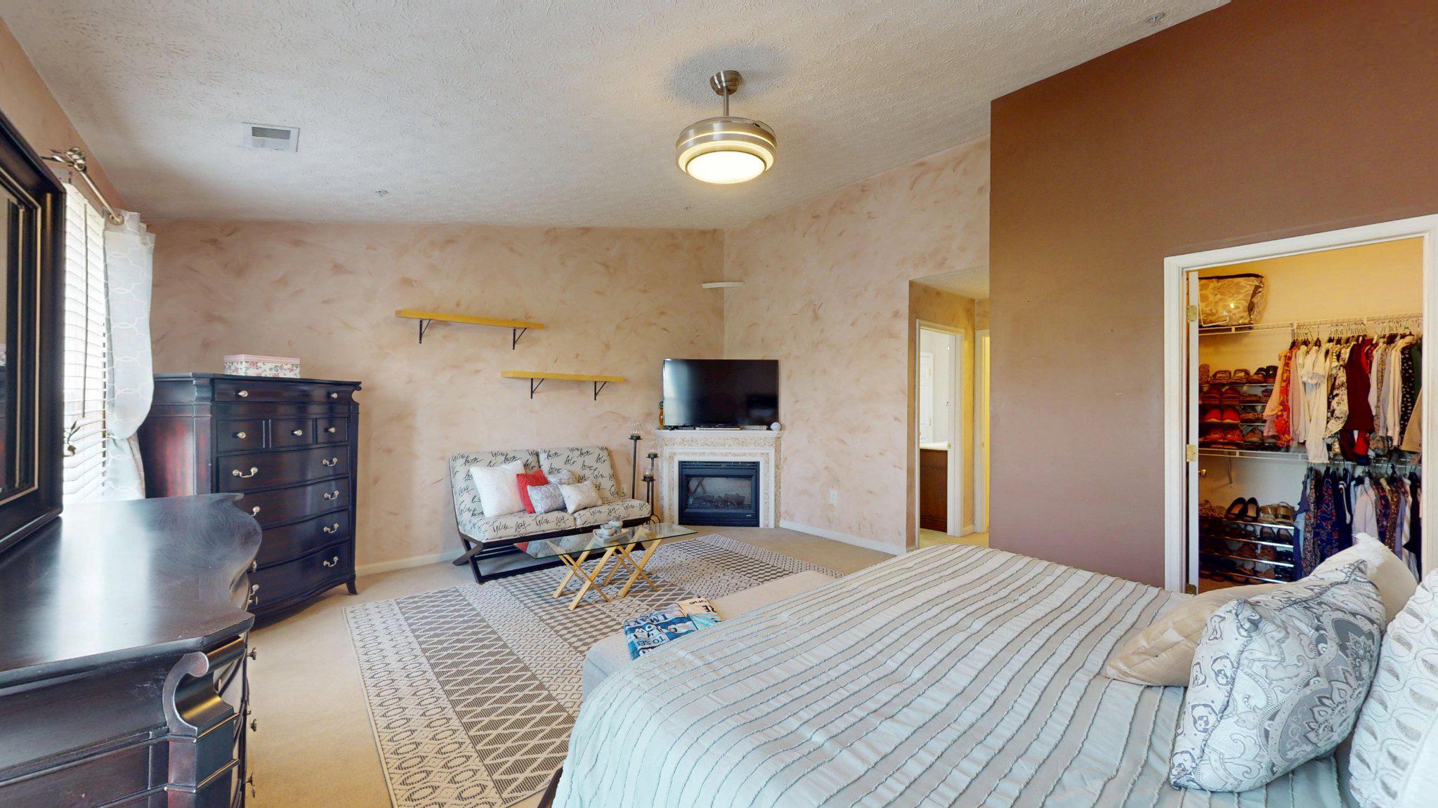 ASBURY WOODS - Residential