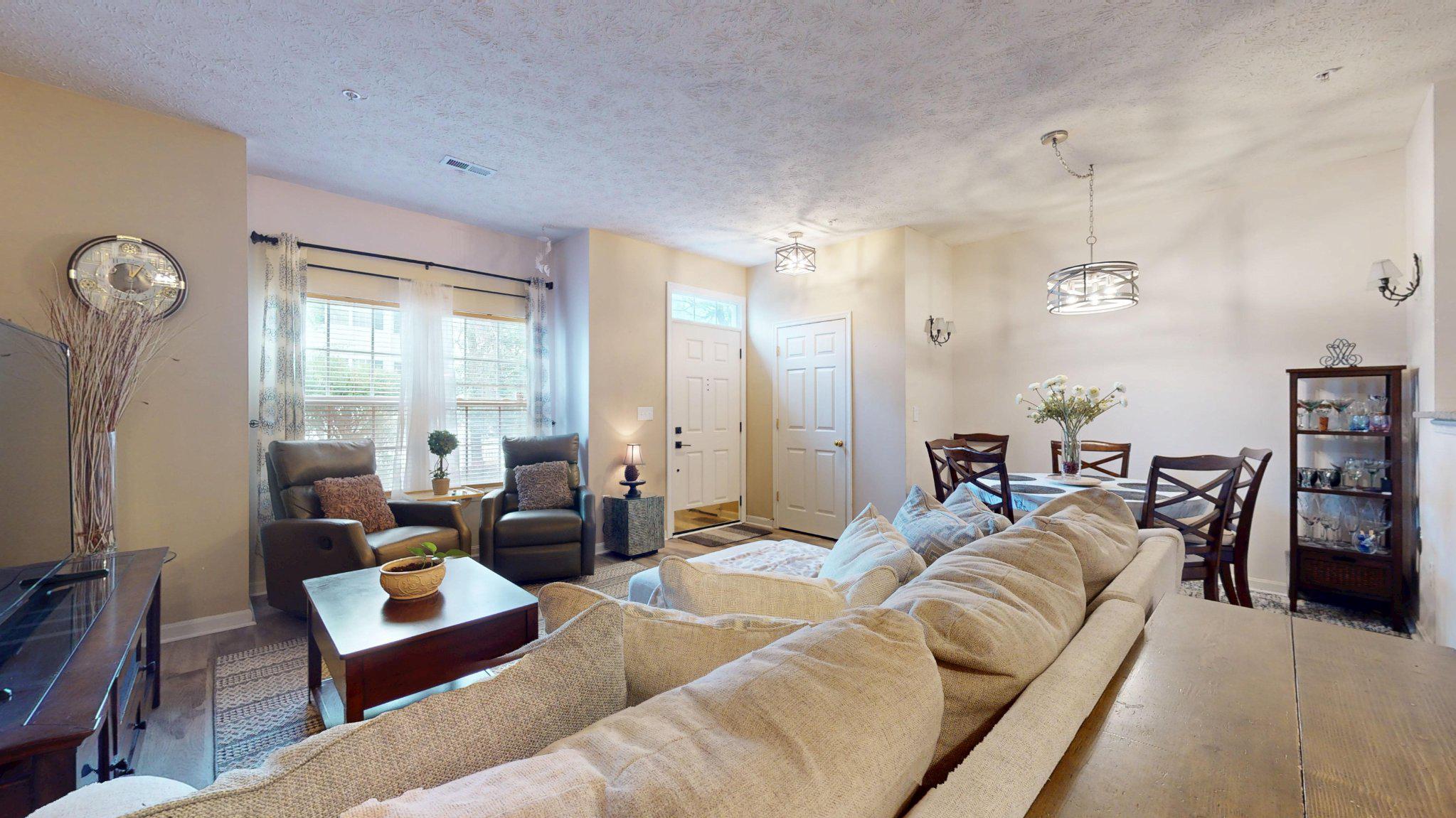 ASBURY WOODS - Residential