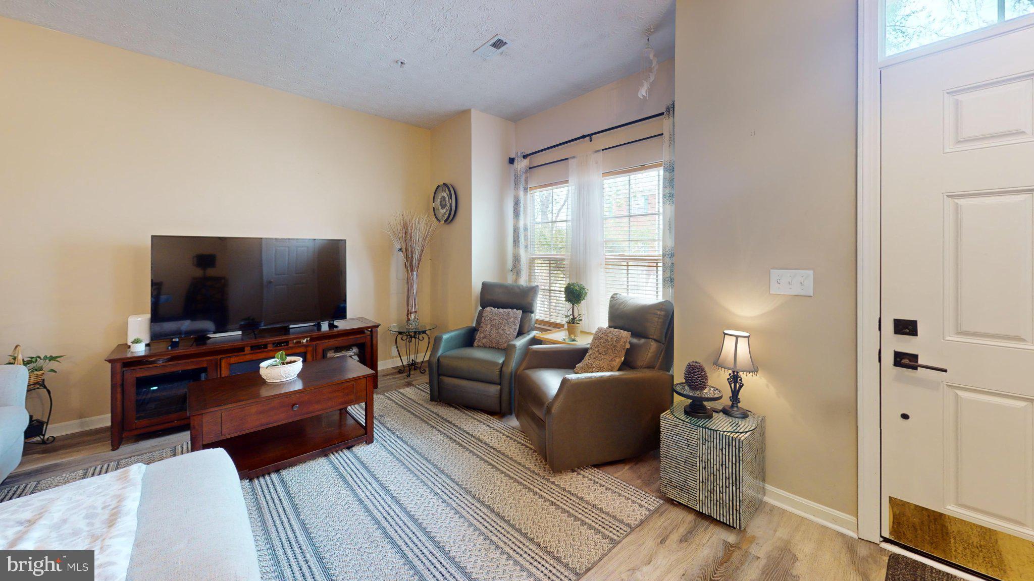 ASBURY WOODS - Residential