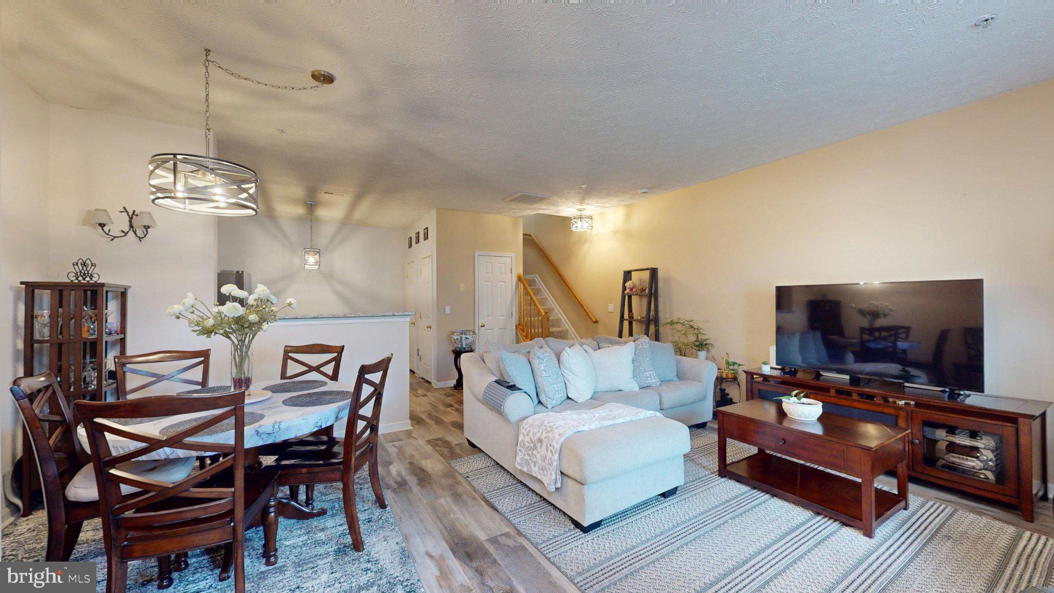 ASBURY WOODS - Residential