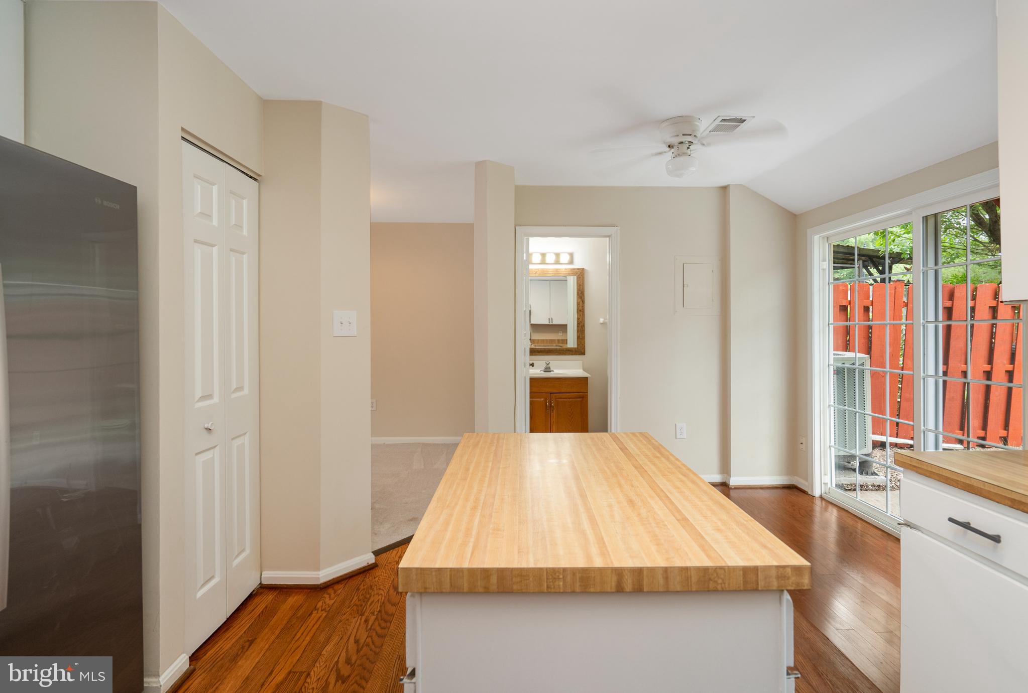 WOODSTREAM EAST - Residential