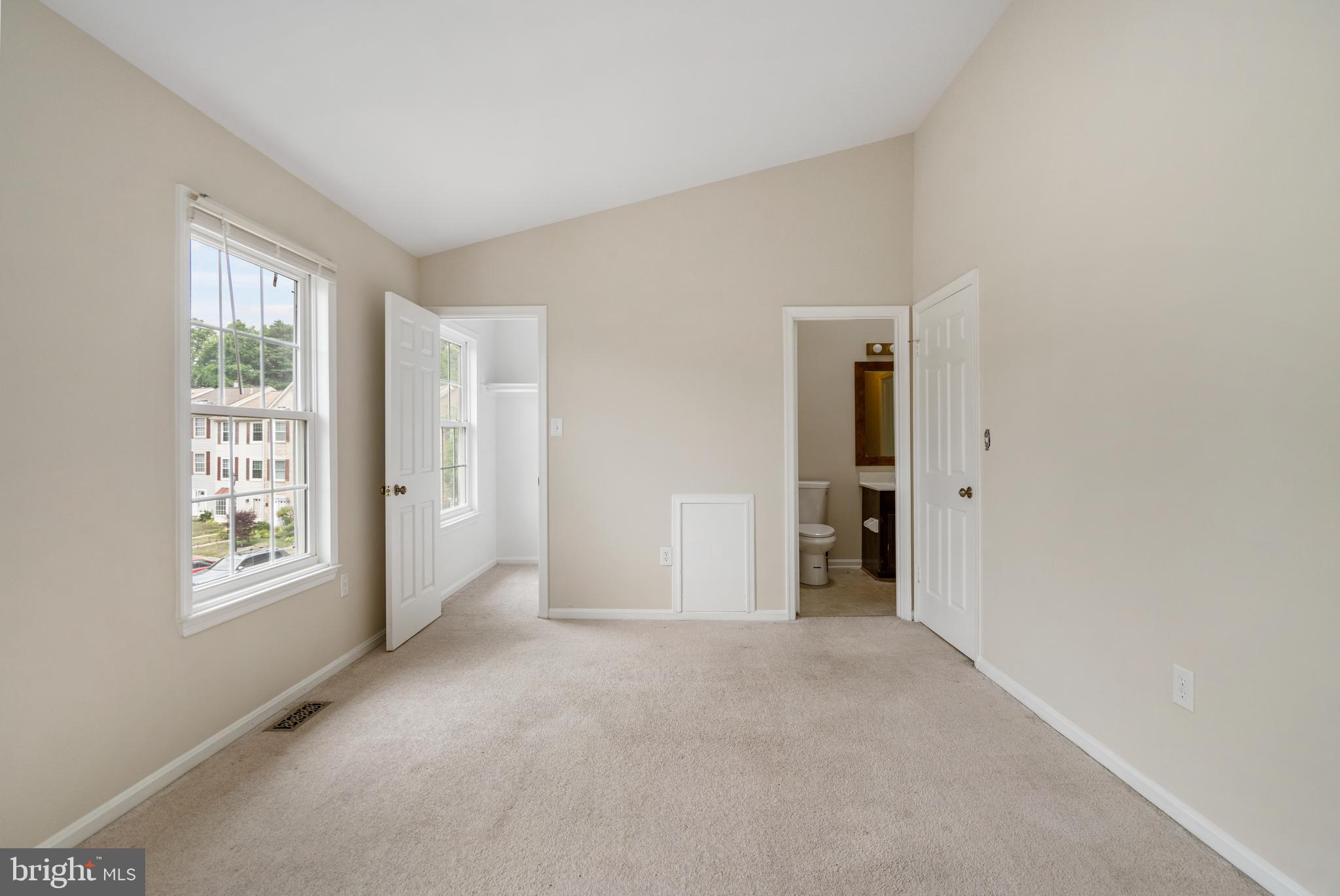 WOODSTREAM EAST - Residential