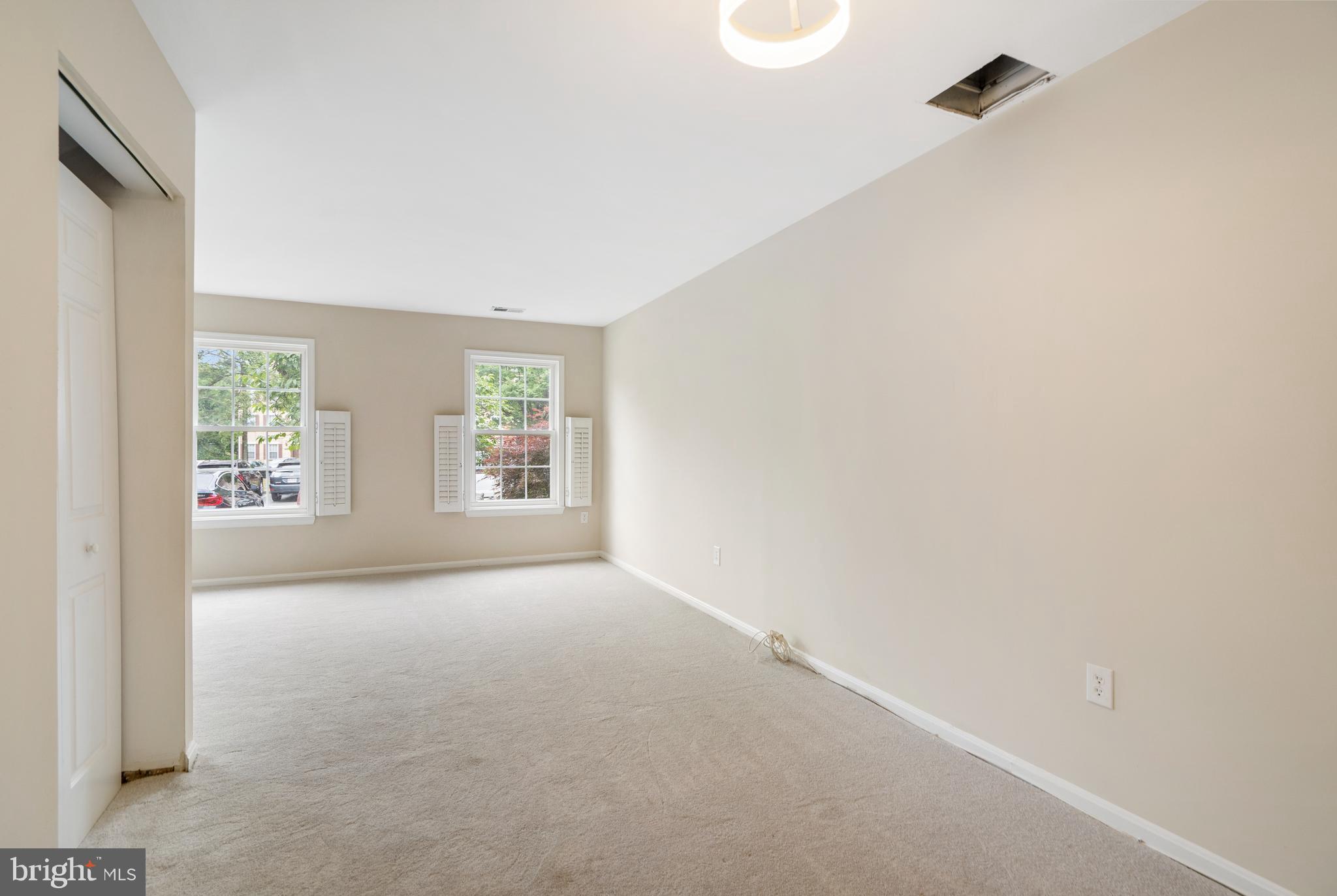 WOODSTREAM EAST - Residential