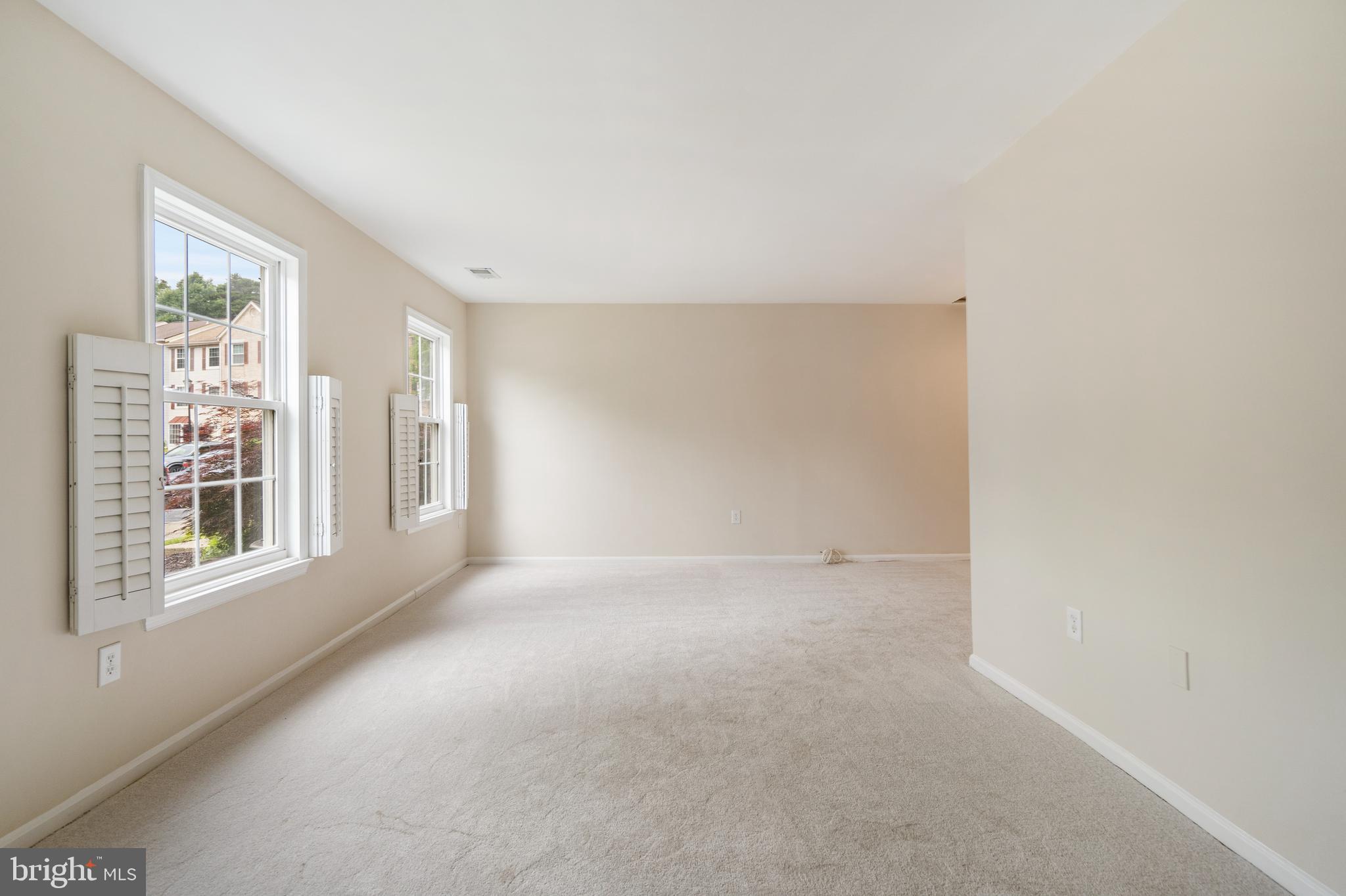 WOODSTREAM EAST - Residential