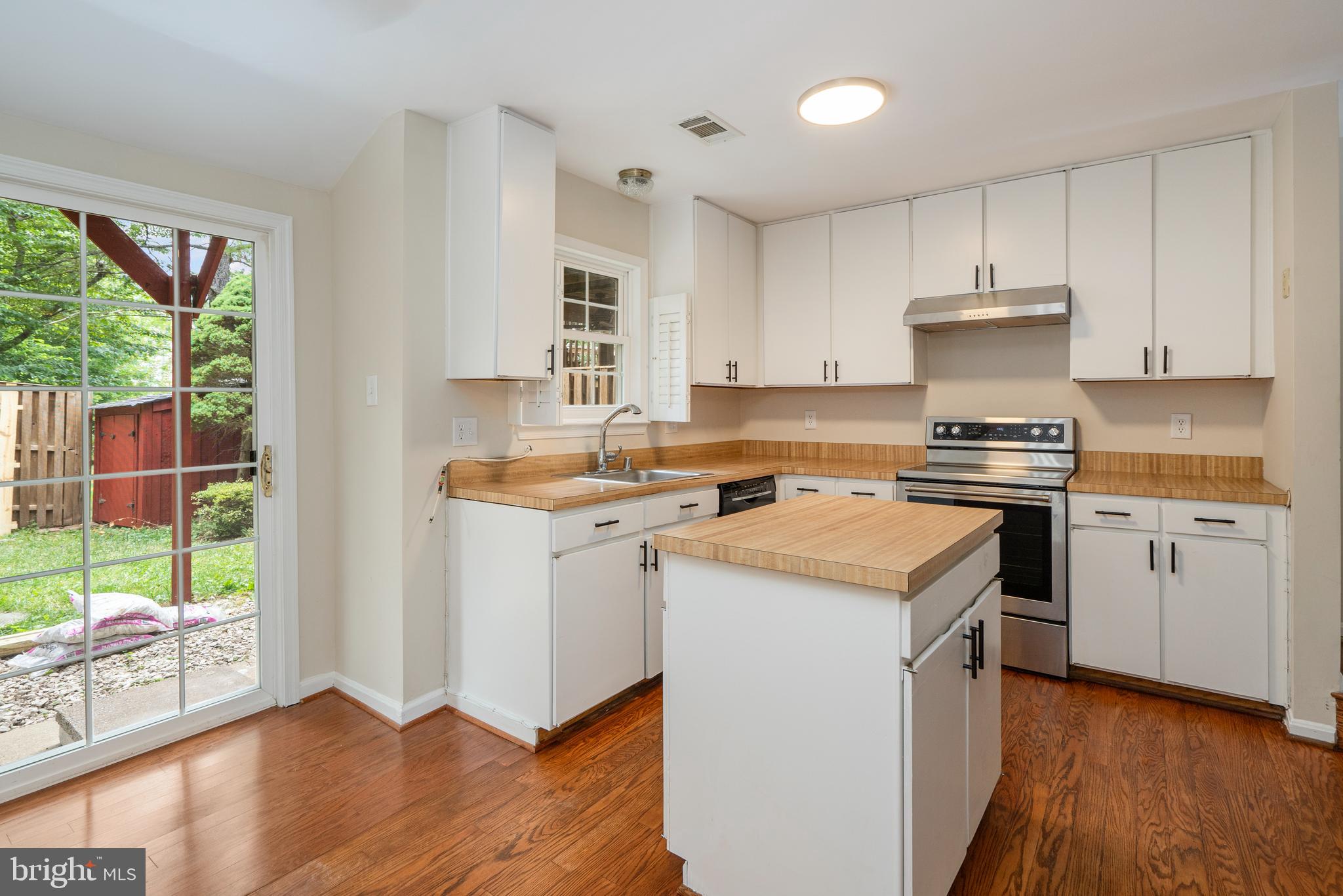 WOODSTREAM EAST - Residential