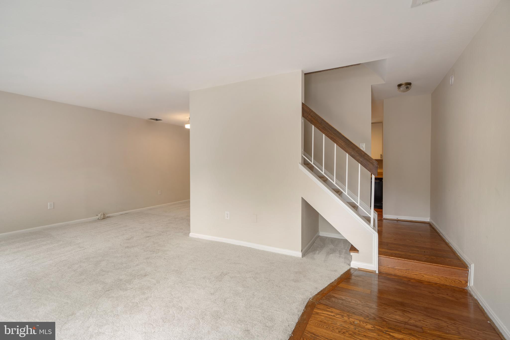 WOODSTREAM EAST - Residential