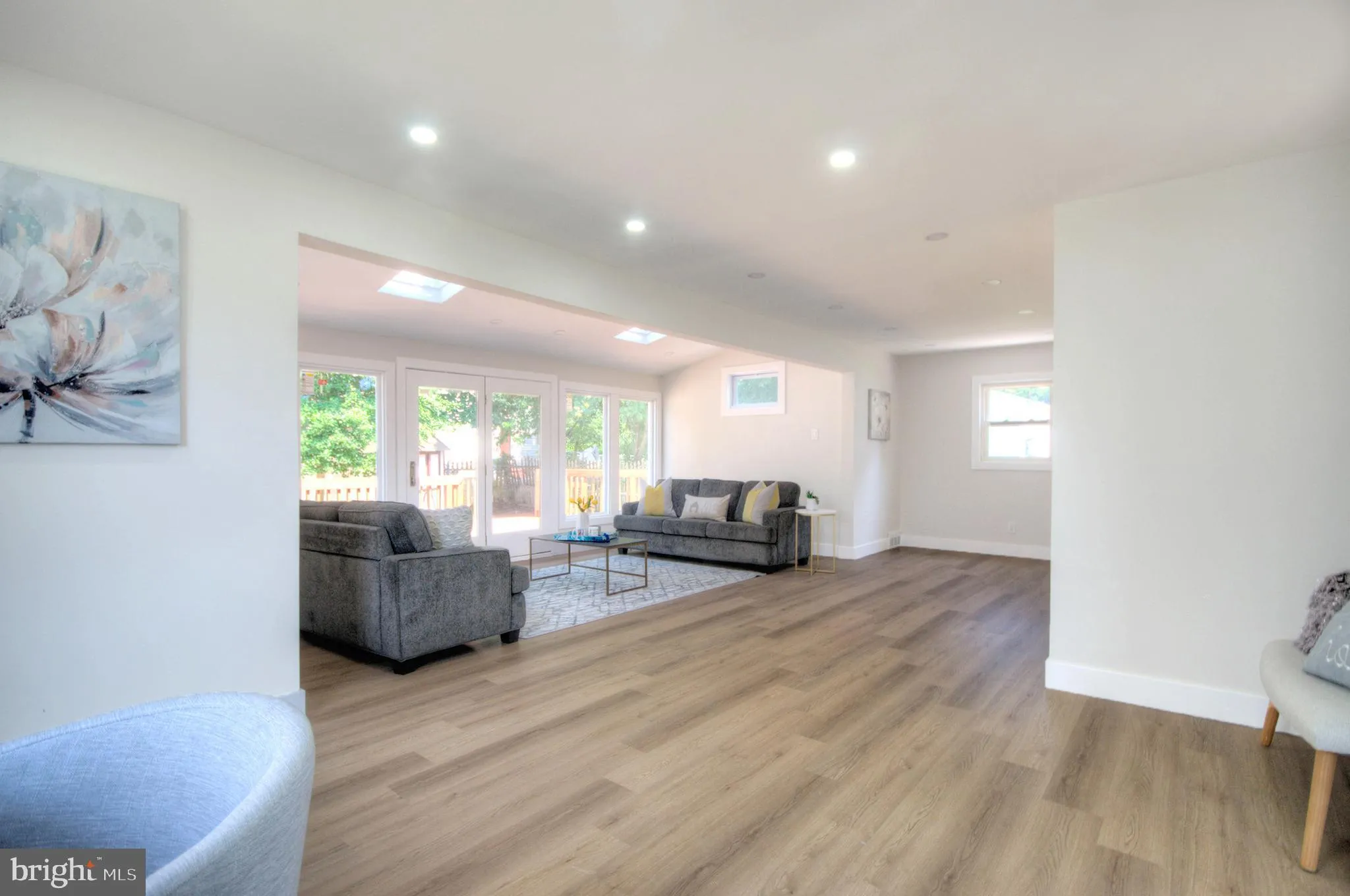 Pennsauken, New Jersey 08110, United States, 4 Bedrooms Bedrooms, ,2 BathroomsBathrooms,Residential,Pending,179650