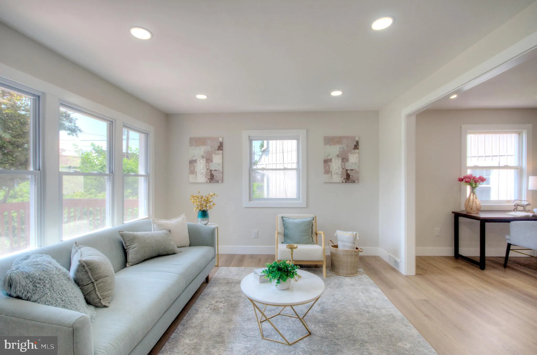 Pennsauken, New Jersey 08110, United States, 4 Bedrooms Bedrooms, ,2 BathroomsBathrooms,Residential,Pending,179650