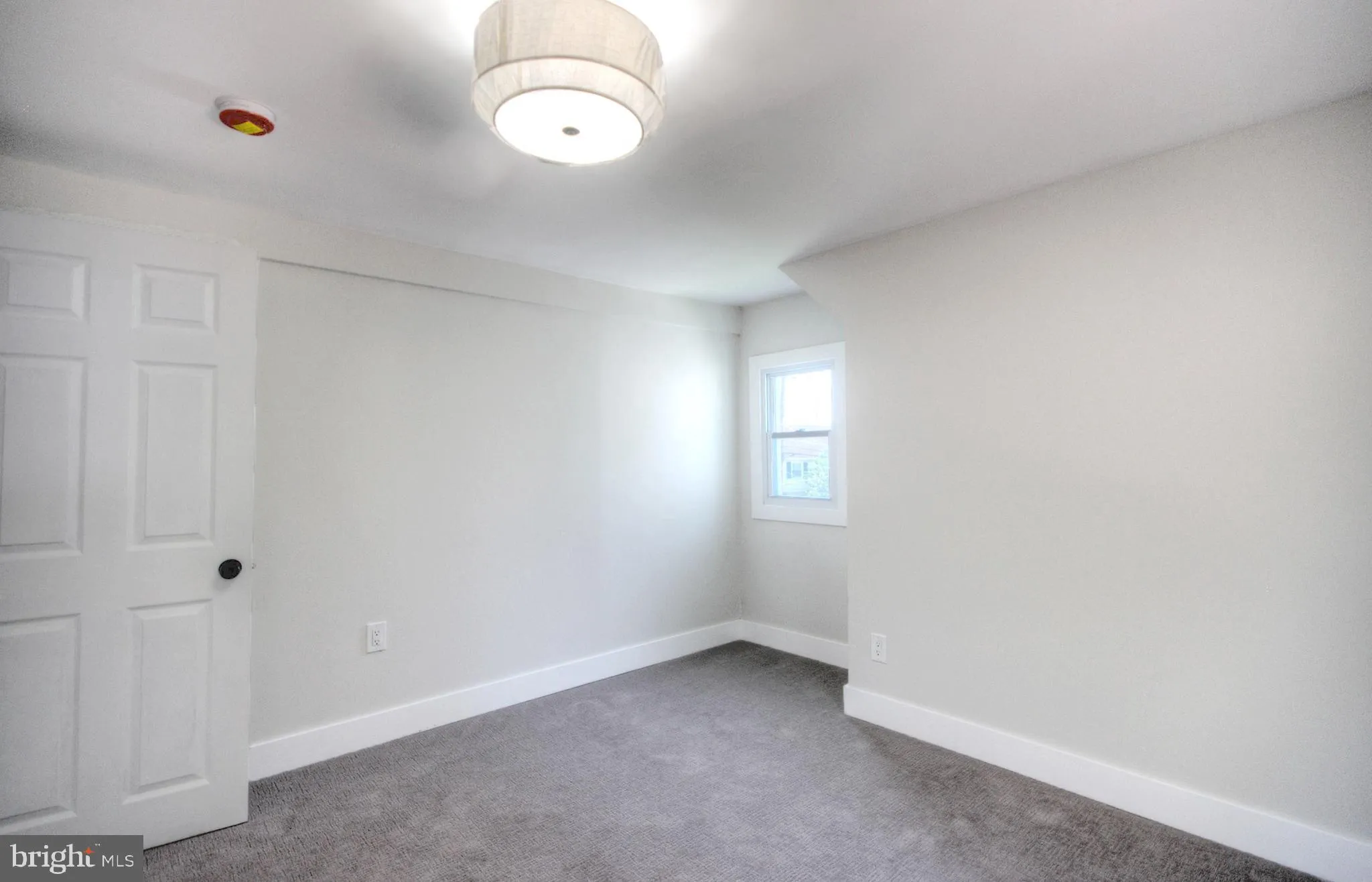 Pennsauken, New Jersey 08110, United States, 4 Bedrooms Bedrooms, ,2 BathroomsBathrooms,Residential,Pending,179650