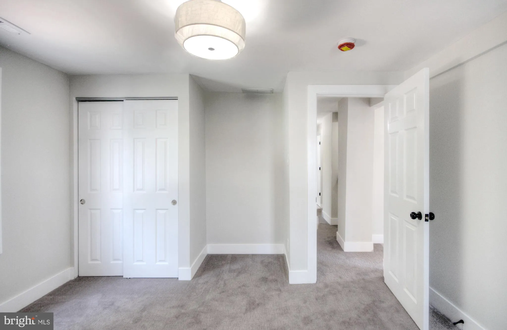 Pennsauken, New Jersey 08110, United States, 4 Bedrooms Bedrooms, ,2 BathroomsBathrooms,Residential,Pending,179650