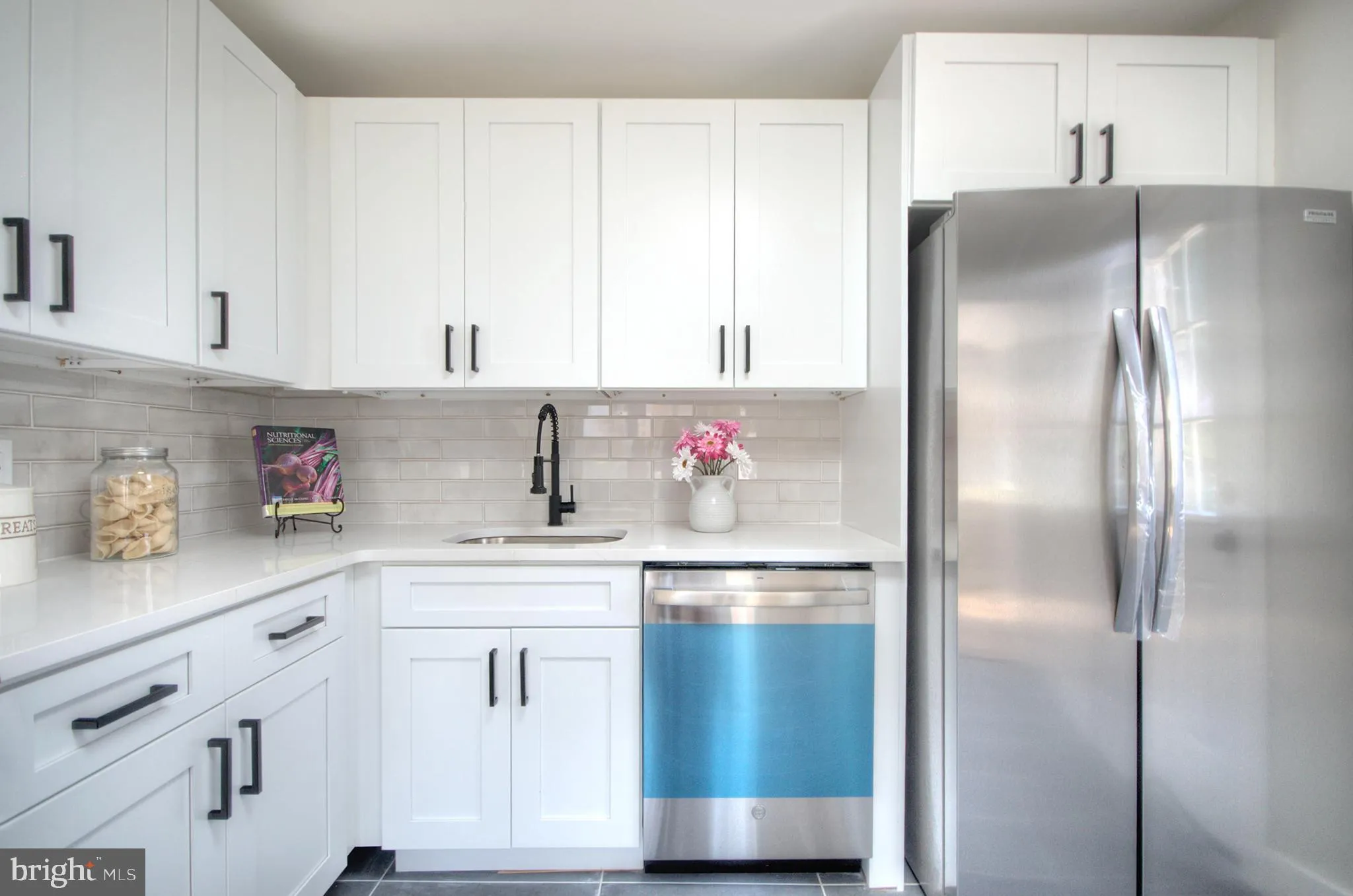 Pennsauken, New Jersey 08110, United States, 4 Bedrooms Bedrooms, ,2 BathroomsBathrooms,Residential,Pending,179650