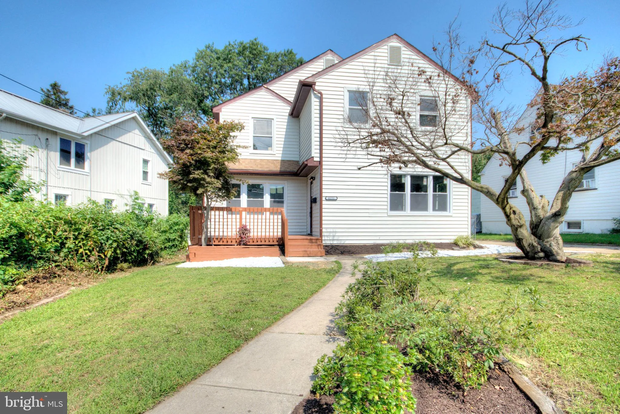 Pennsauken, New Jersey 08110, United States, 4 Bedrooms Bedrooms, ,2 BathroomsBathrooms,Residential,Pending,179650