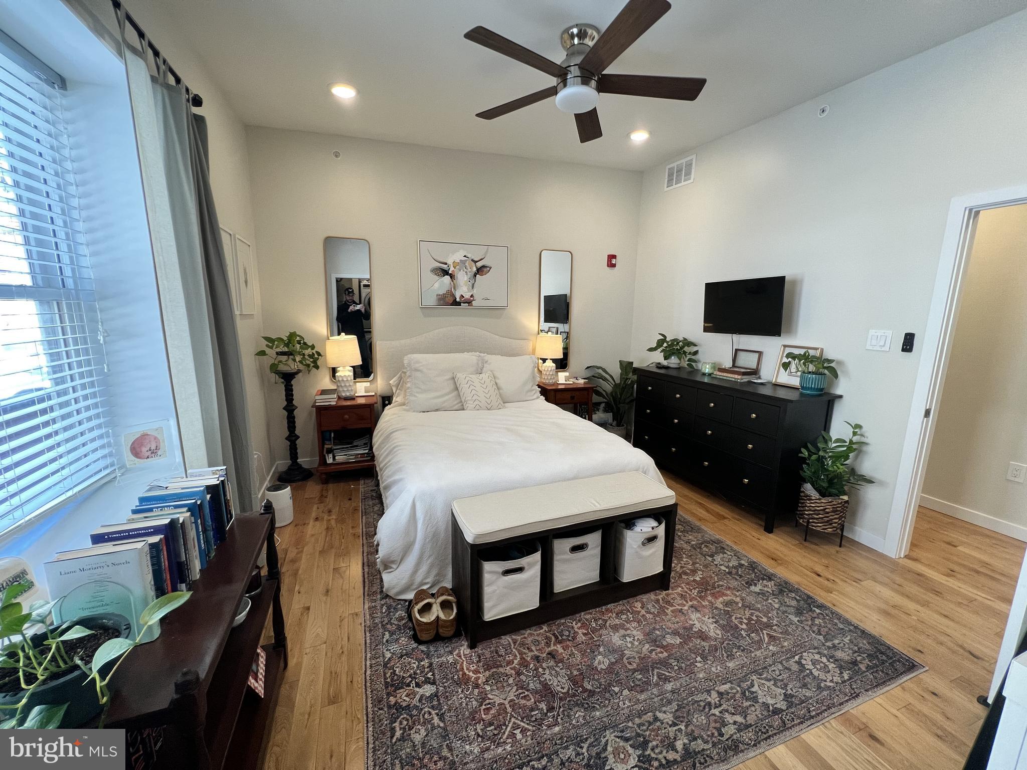 CENTER CITY - Residential Lease