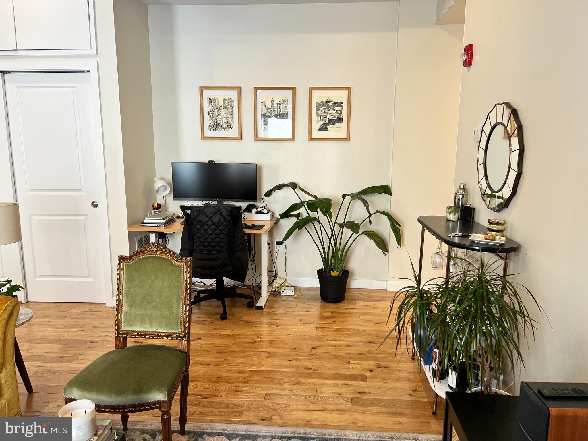 CENTER CITY - Residential Lease