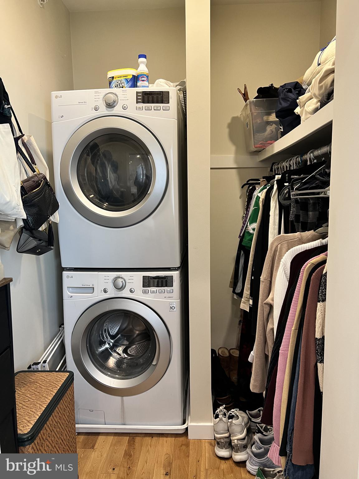 CENTER CITY - Residential Lease