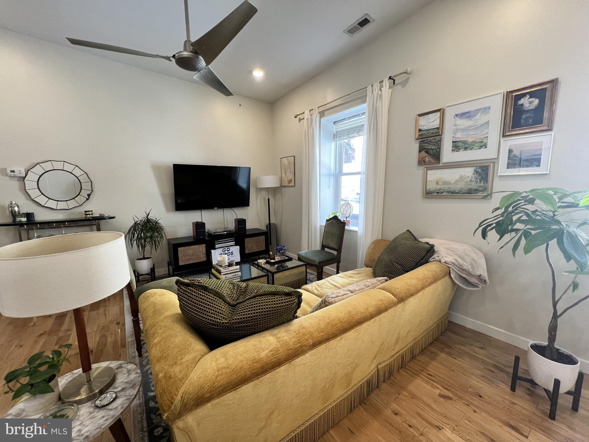 CENTER CITY - Residential Lease
