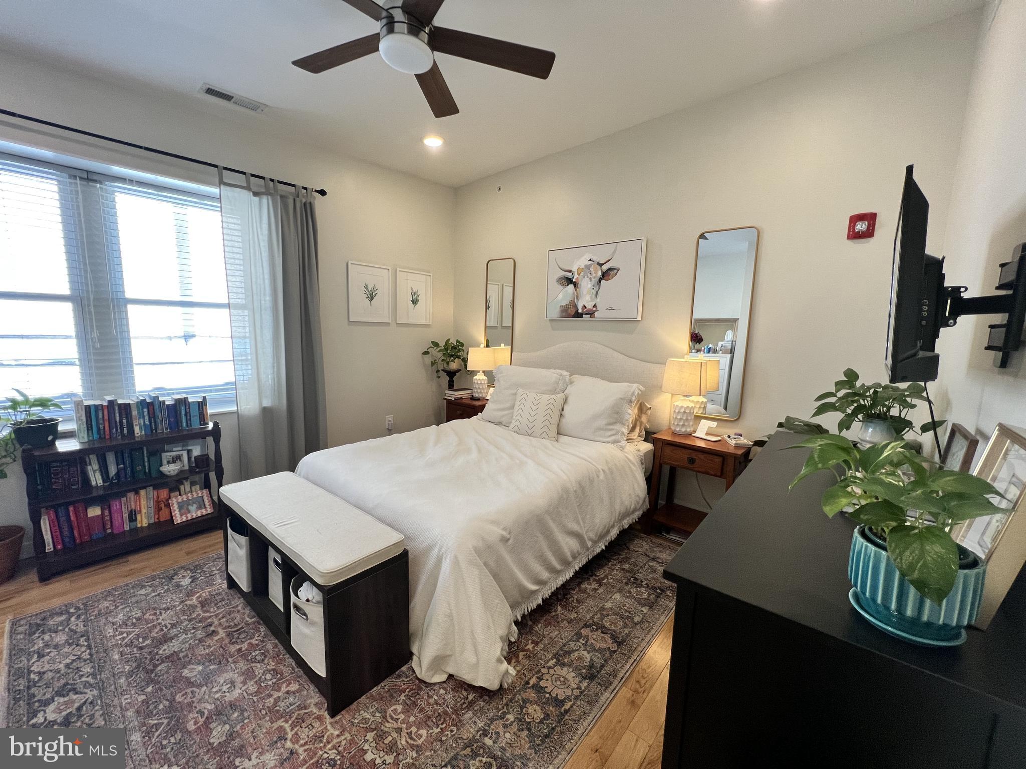 CENTER CITY - Residential Lease