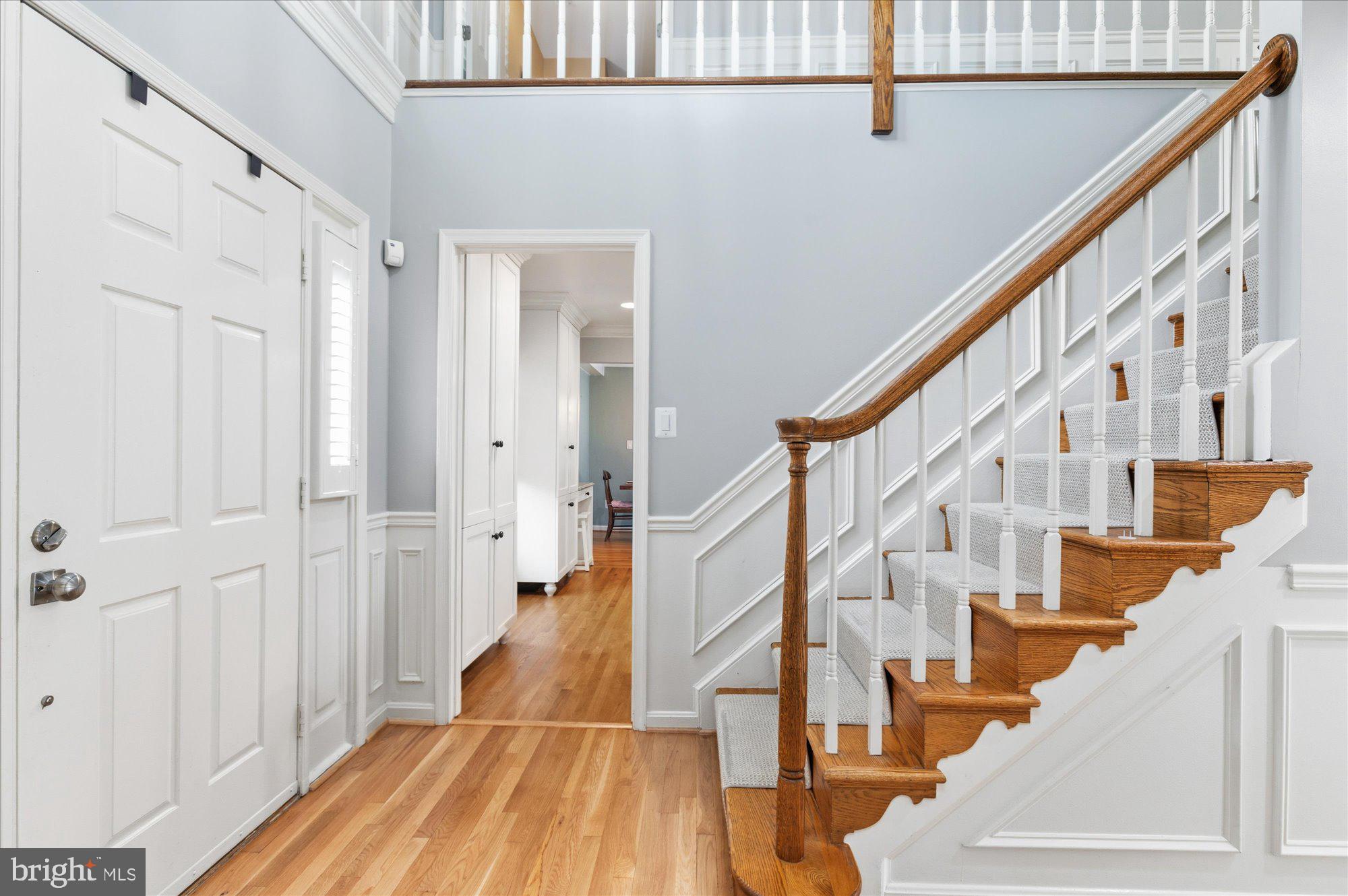 WASHINGTONIAN WOODS - Residential