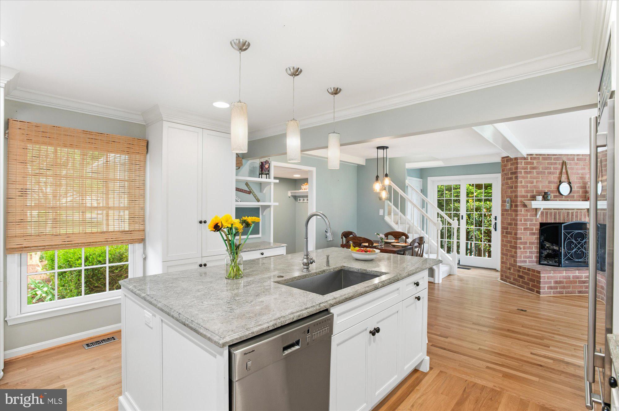 WASHINGTONIAN WOODS - Residential