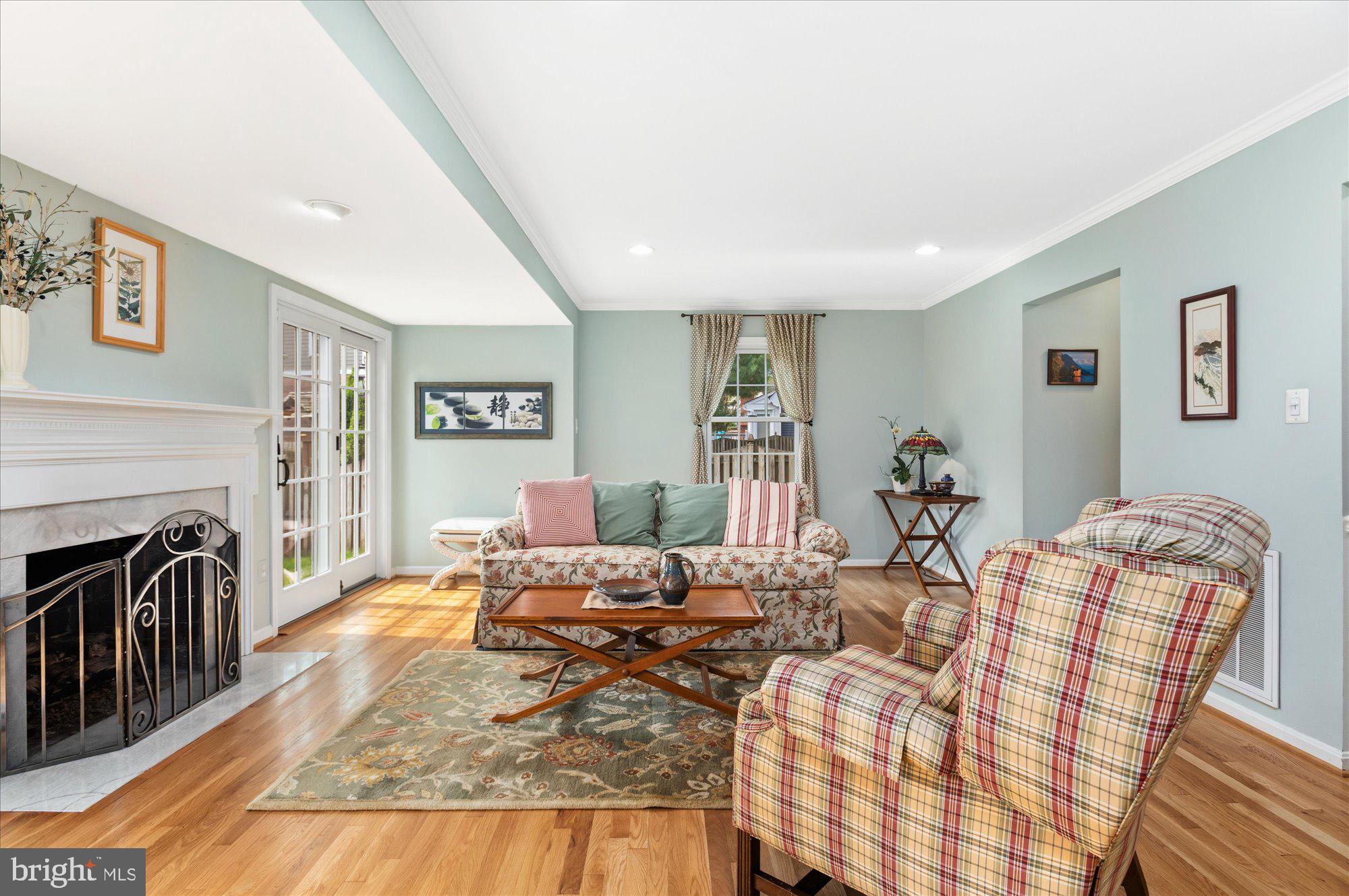 WASHINGTONIAN WOODS - Residential