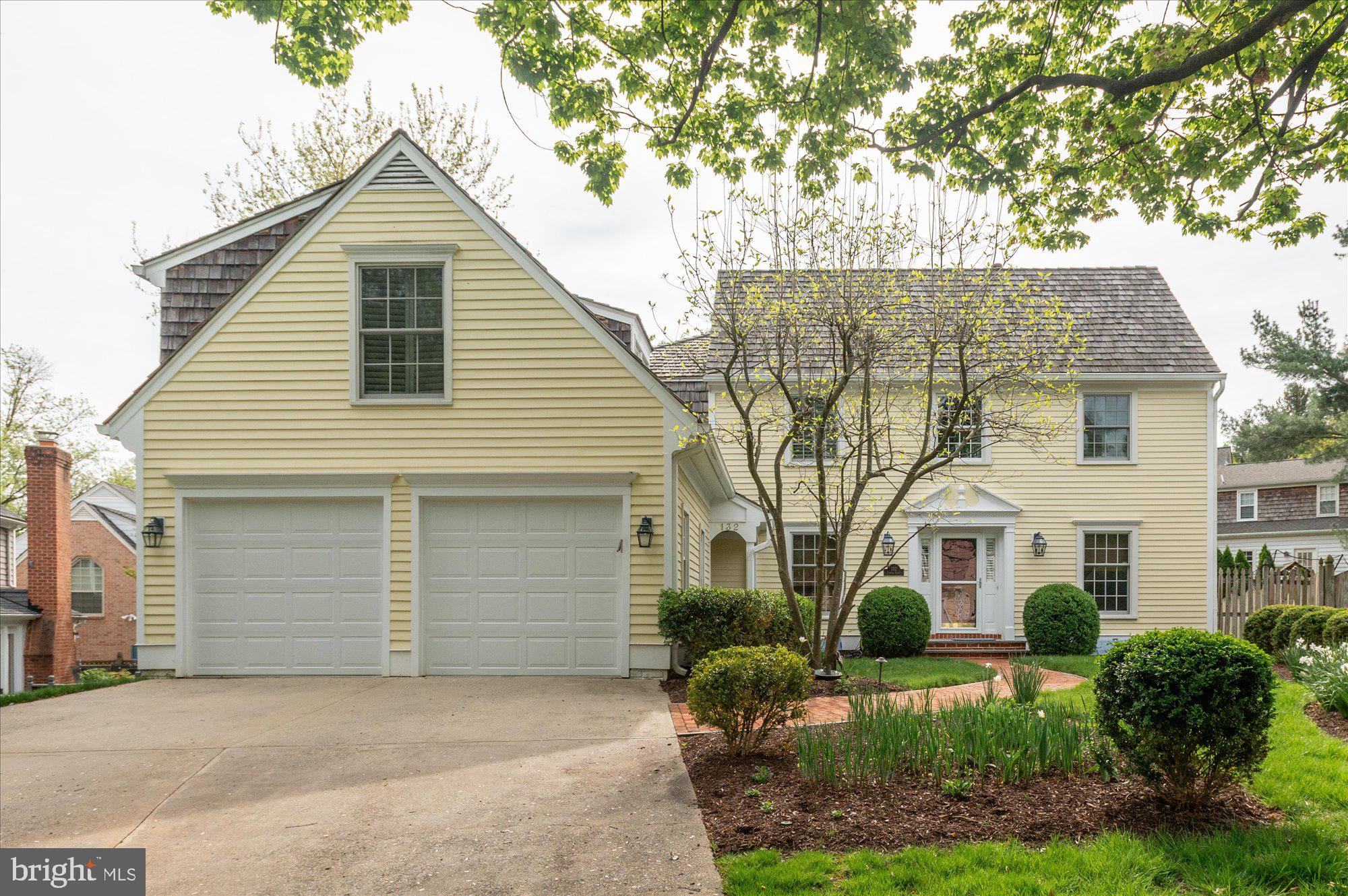 WASHINGTONIAN WOODS - Residential