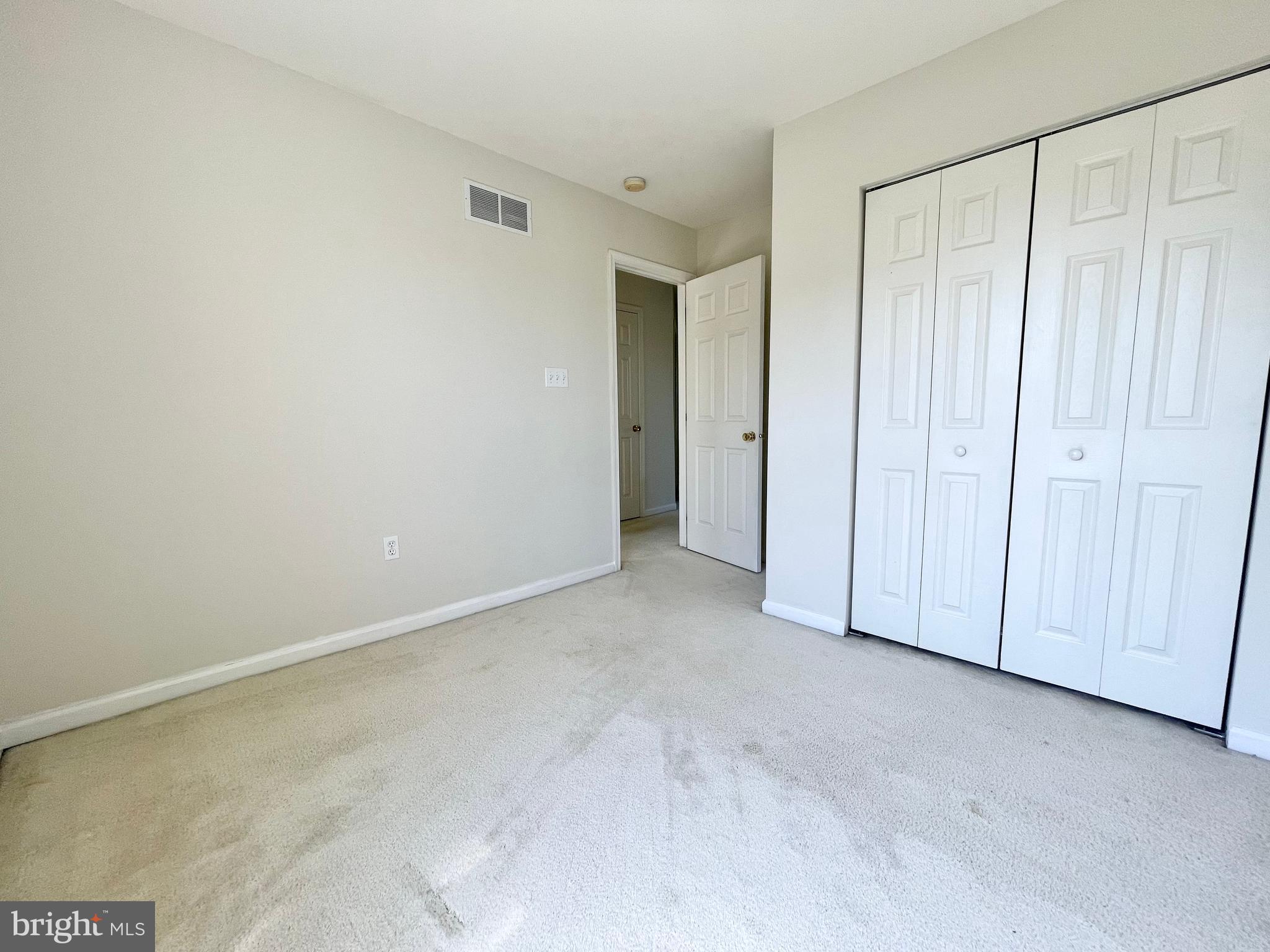 VILLAGE OF WESTOVE - Residential