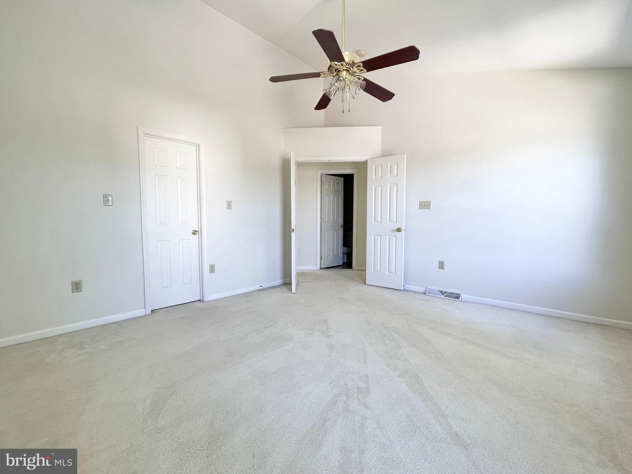 VILLAGE OF WESTOVE - Residential