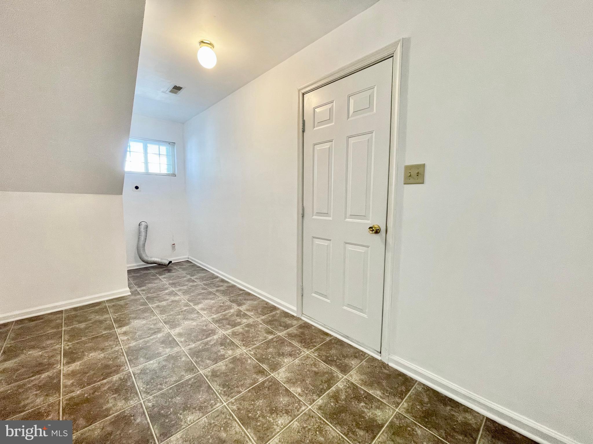 VILLAGE OF WESTOVE - Residential