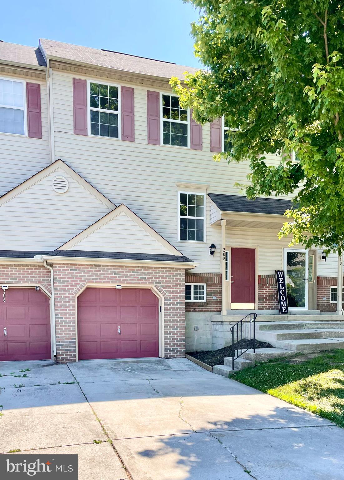 VILLAGE OF WESTOVE - Residential